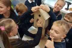 acd96a9a-d2c6-43a4-a4bc-2451bc947004