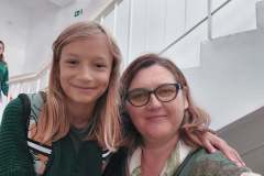 5b1ee940-63d8-4537-95bf-d1d43062685f-1